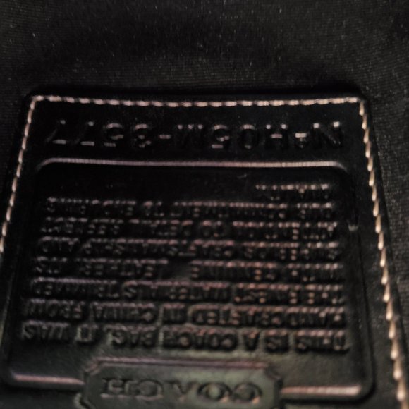 Like New Coach Black Signature Canvas Shoulder Bag Purse 3577 - Picture 14 of 16